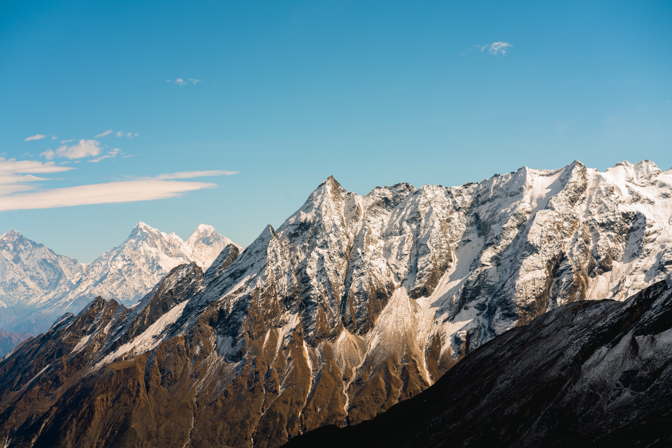 Himalayan summit backdrop